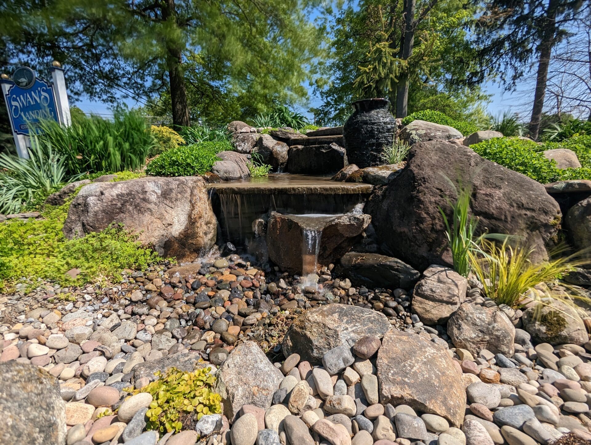 pxl 20230511 185922608.motion 01.cover